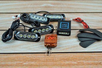 Стробоскоп LED 4діода з пультом 4 шт. White/Yellow NEW (Білий + Жовтий стробоскоп) 3961 фото