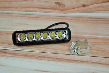 Світлодіодна LED-фара 18 Вт (світлодіоди 3w x6шт) 0117 фото