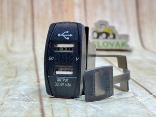 Прямокутна USB зарядка 5V 4.8A з дисплеєм та кришкою 3153 фото